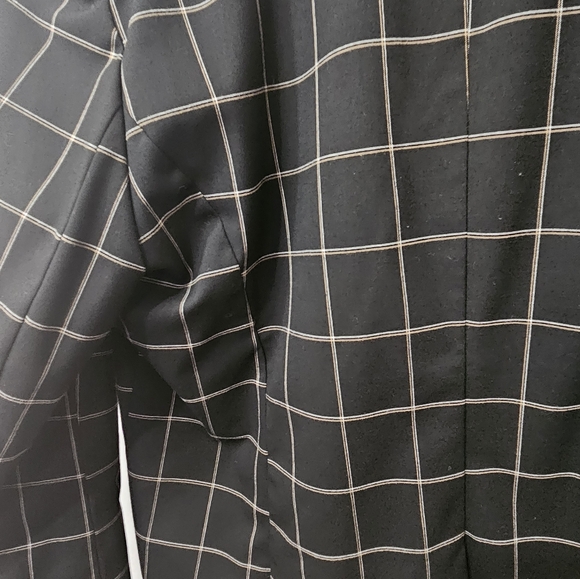 Liz Claiborne Womes jacket size 16. - Picture 10 of 13